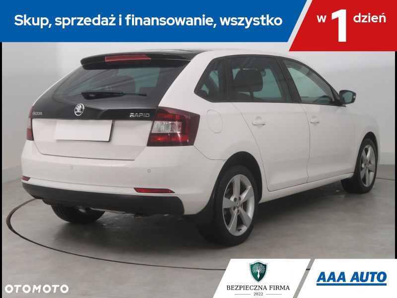 Skoda RAPID - 6