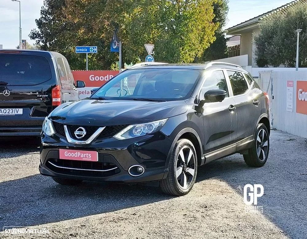 Nissan Qashqai 1.5 dCi N-Connecta RS+PS - 1