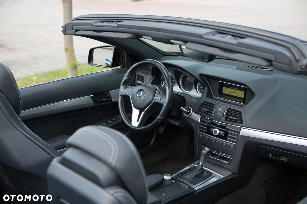 Mercedes-Benz Klasa E 200 CGI BlueEFFICIENCY Automatik Elegance - 16