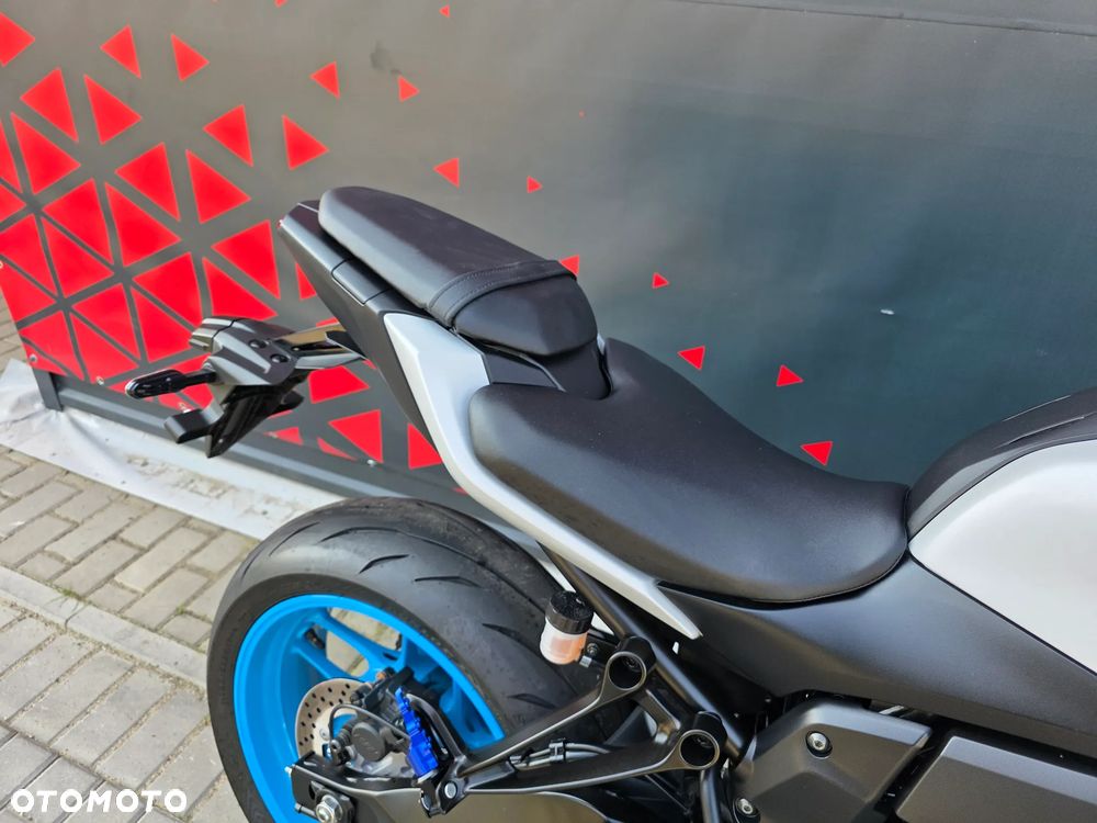 Yamaha MT - 21