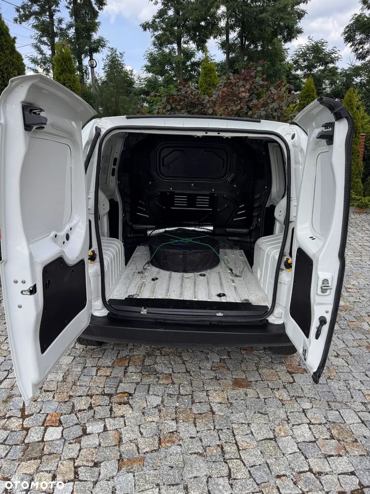 Fiat Fiorino 1.4 Easy - 6