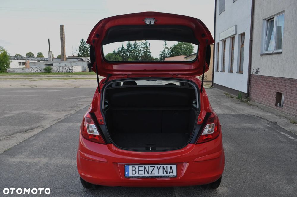 Opel Corsa 1.4 16V Enjoy - 9