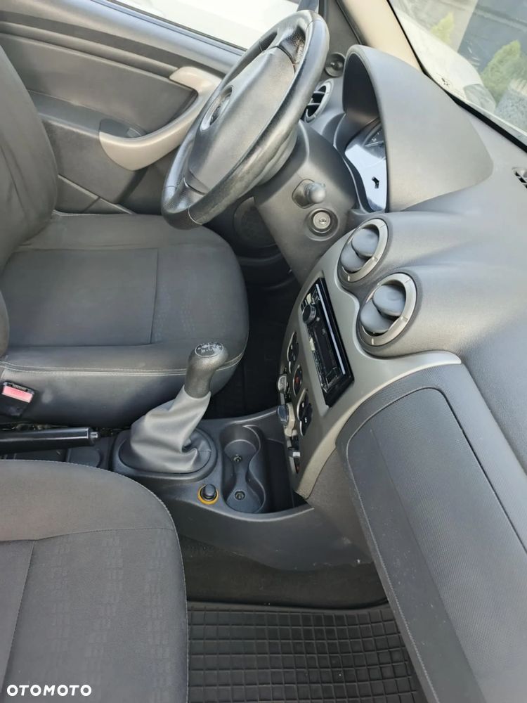 Dacia Sandero 1.5 dCi Stepway - 8