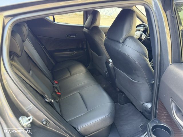 Toyota C-HR 1.8 HSD Exclusive+P.Luxury - 22