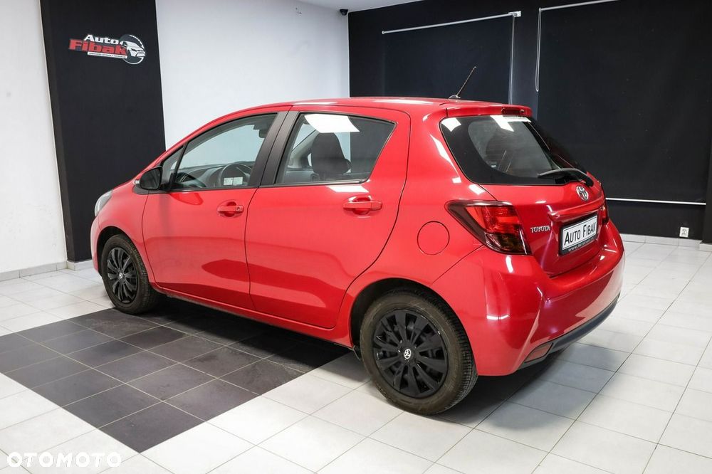 Toyota Yaris - 11