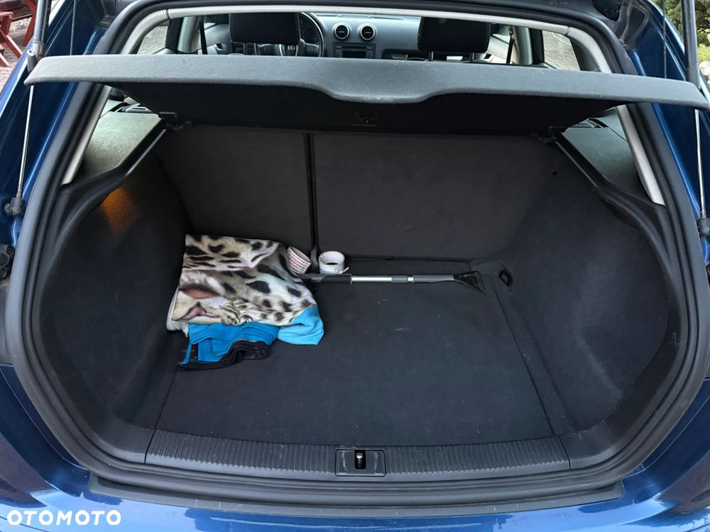 Audi A3 Sportback 1.6 FSI Ambition - 23