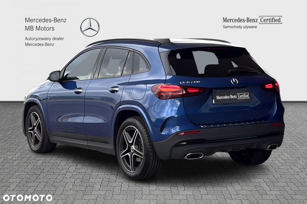 Mercedes-Benz GLA - 5