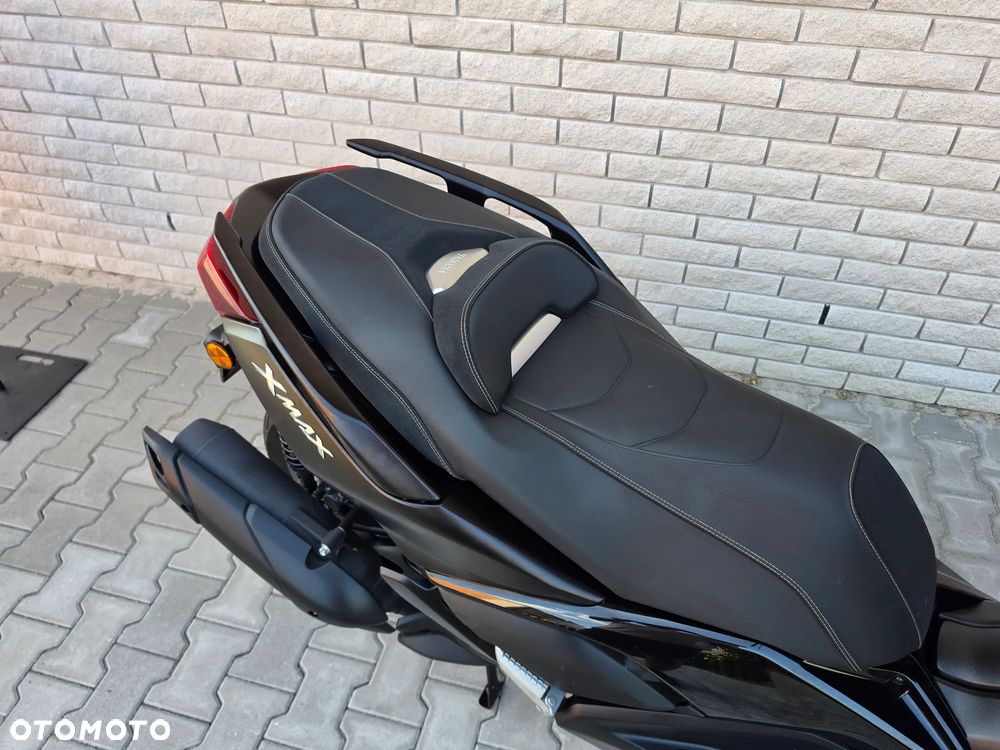 Yamaha X-max - 17