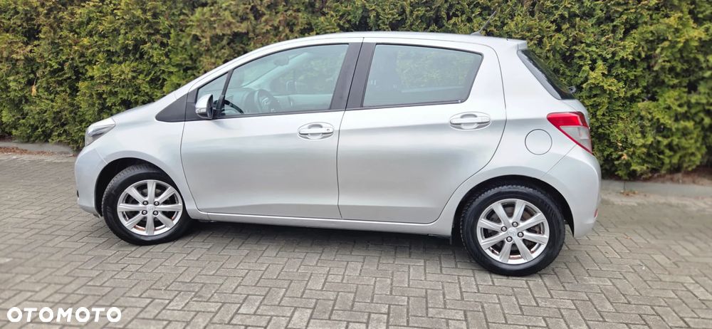 Toyota Yaris 1.33 VVT-i Executive - 7