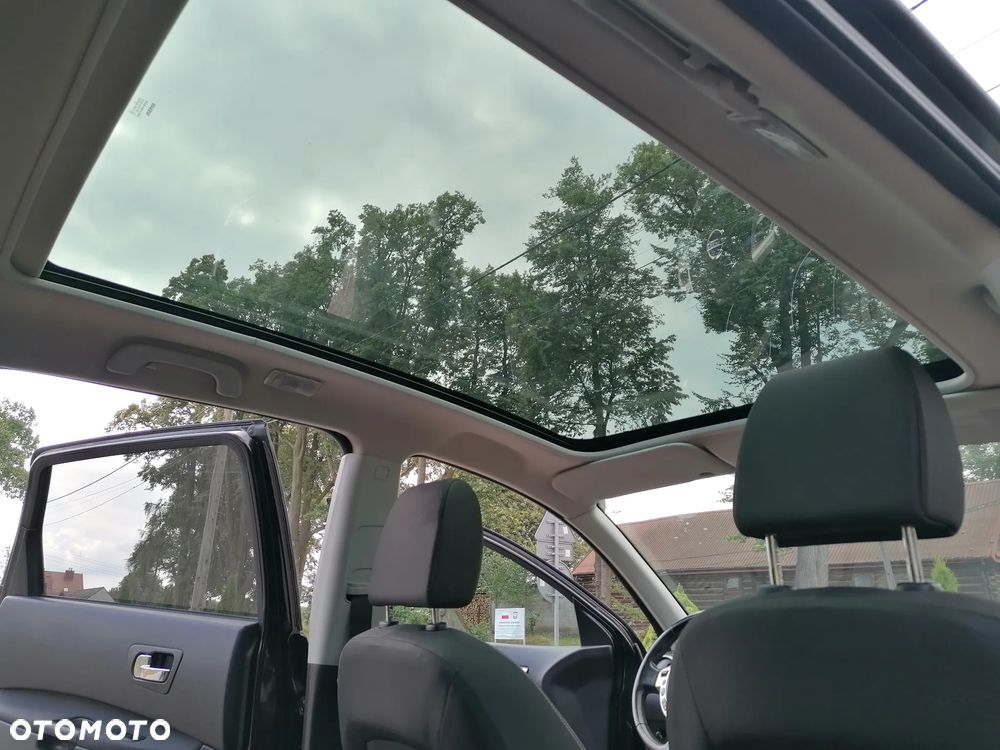 Nissan Qashqai+2 2.0 Tekna - 17