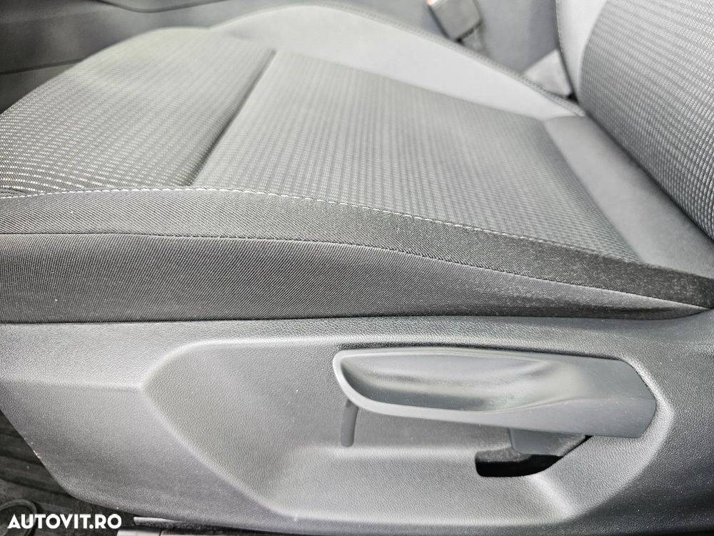 Skoda Octavia 2.0 TDI DSG Ambition - 6