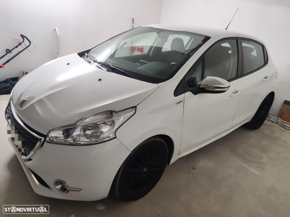 Peugeot 208 PureTech 82 Allure - 13