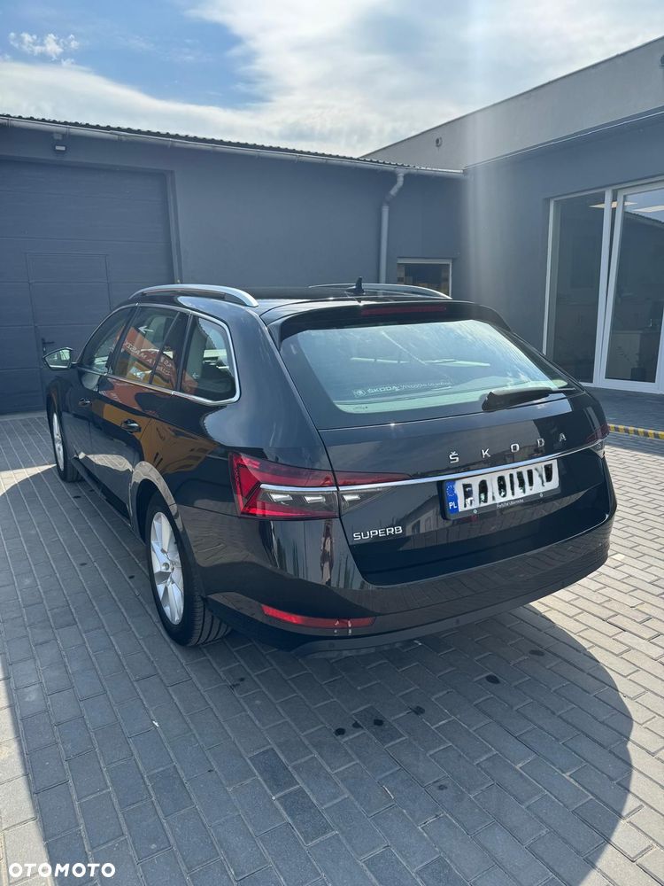 Skoda Superb 2.0 TDI SCR Ambition DSG - 2
