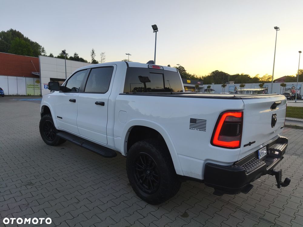 RAM 1500 5.7 Crew Cab Bighorn - 7