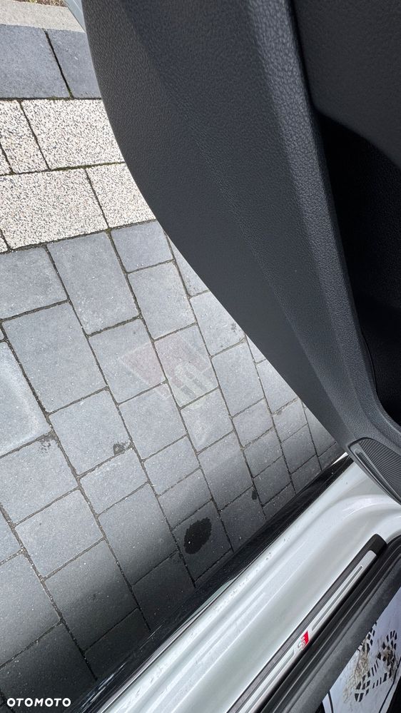 Audi A4 Avant 40 TDI quattro S tronic S line - 33