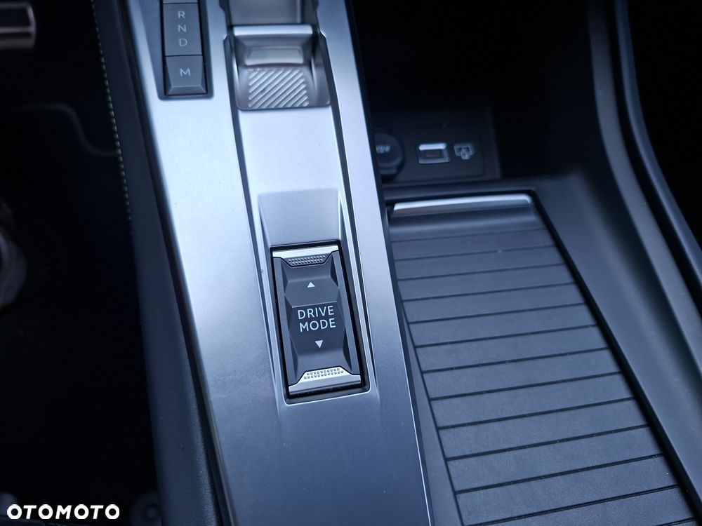 Peugeot 308 PureTech 130 EAT8 GT - 30