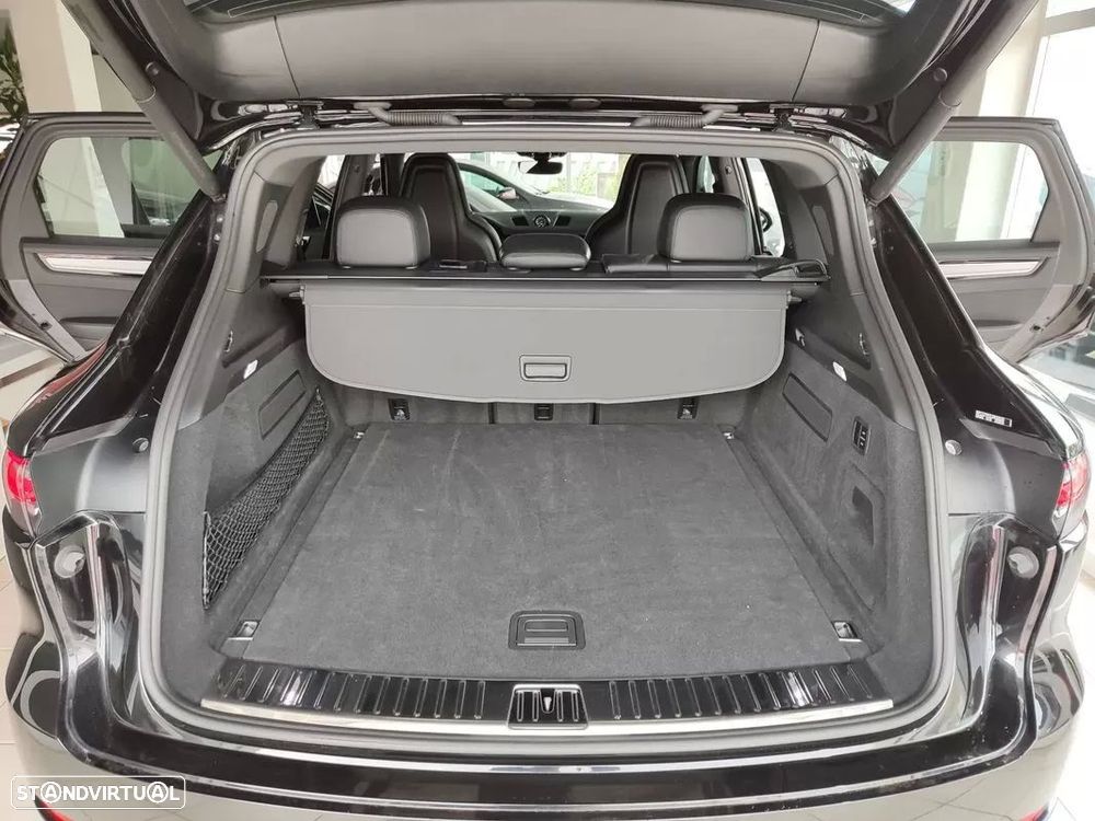 Porsche Cayenne E-Hybrid Platinum Edition — fotografia 14