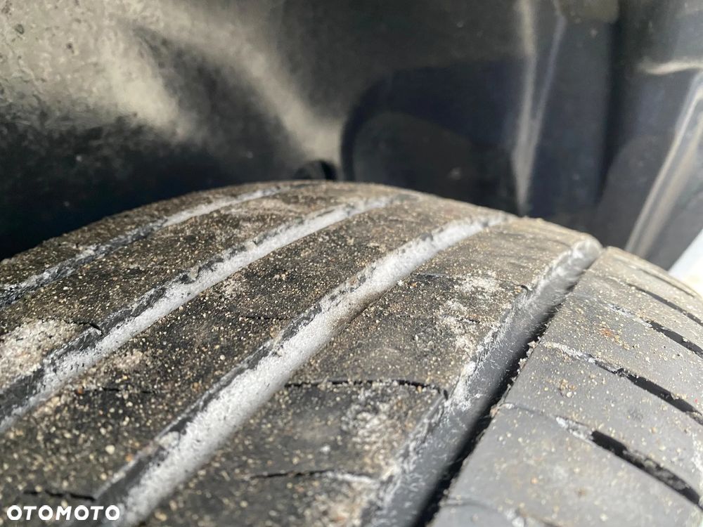 Peugeot PARTNER Van Long L2H1 1.5 100KM - 24