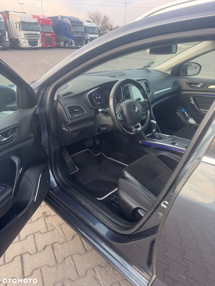 Renault Megane ENERGY TCe 130 EDC BOSE EDITION - 15