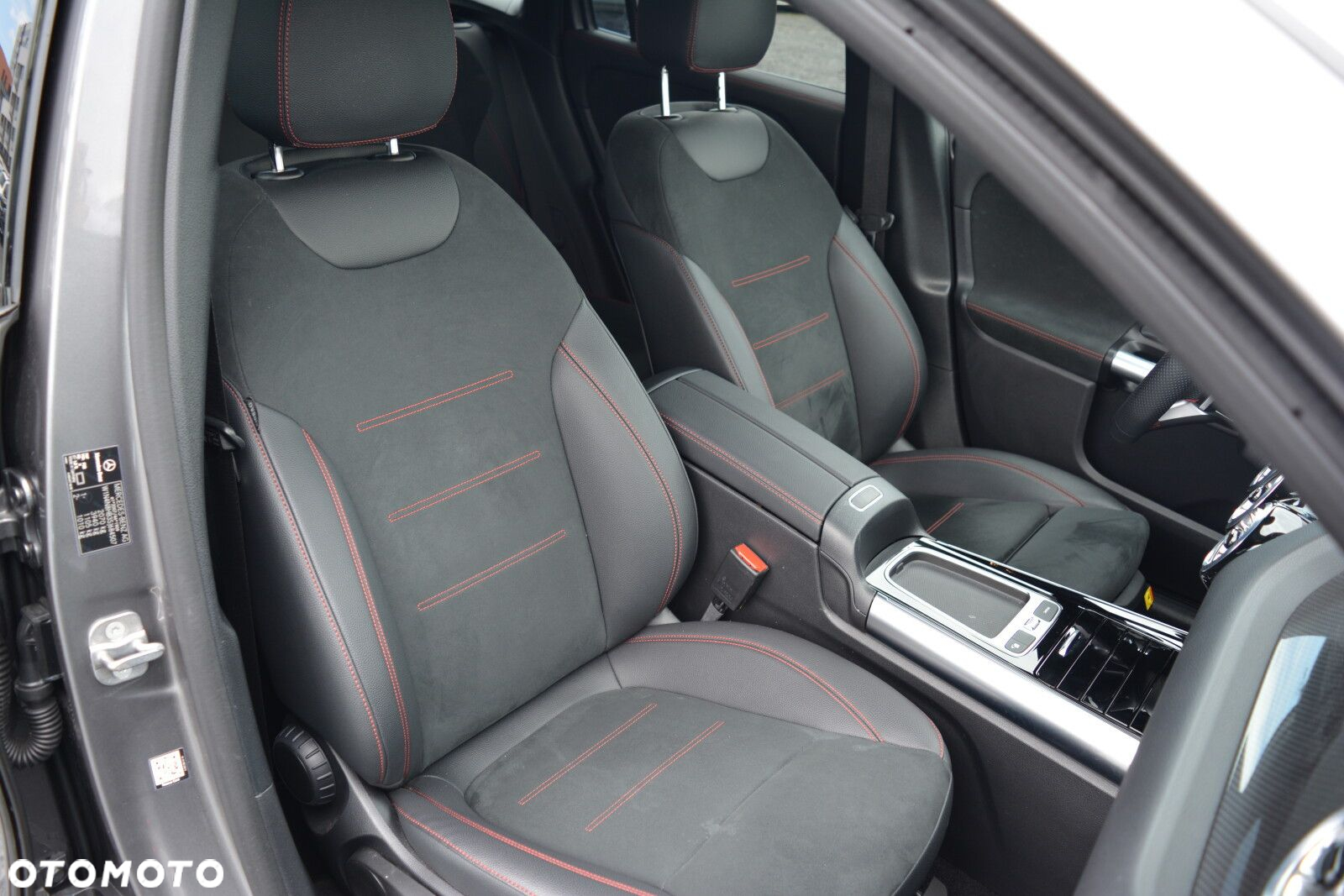 Mercedes-Benz GLA 200 AMG Line - 24