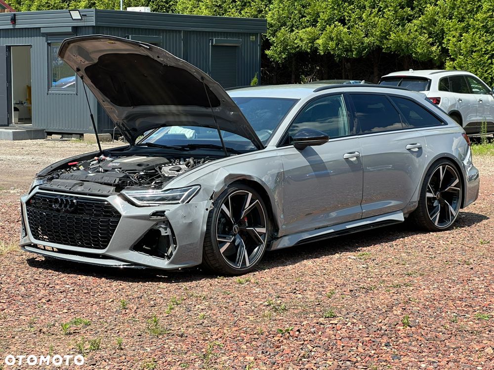 Audi RS6 Avant - 6