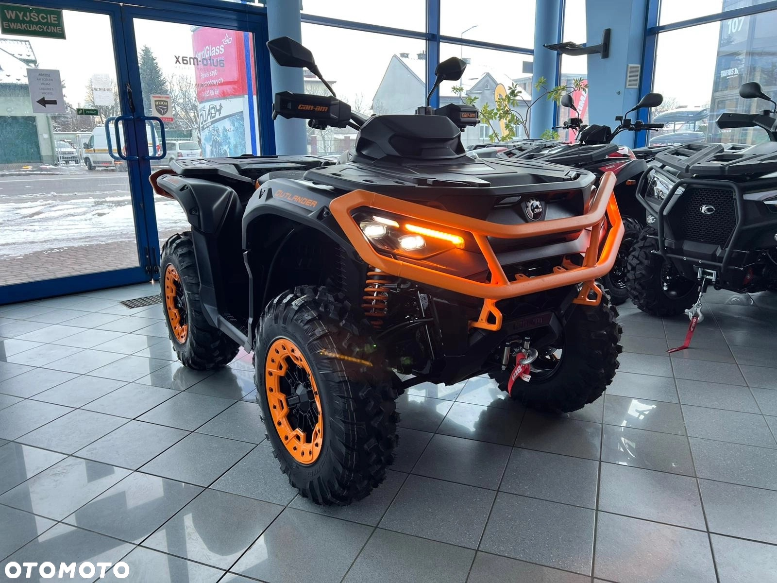 Can-Am Outlander - 17