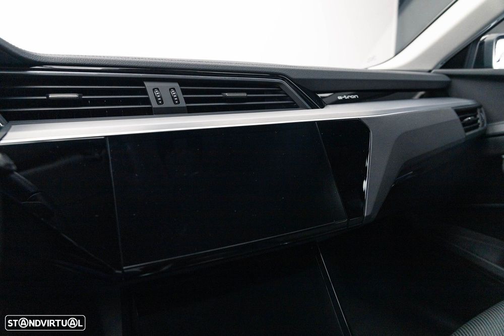 Audi e-tron 50 quattro - 30
