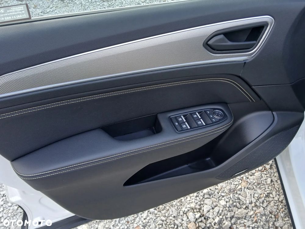 Renault Arkana 1.6 E-TECH Techno MMT - 24