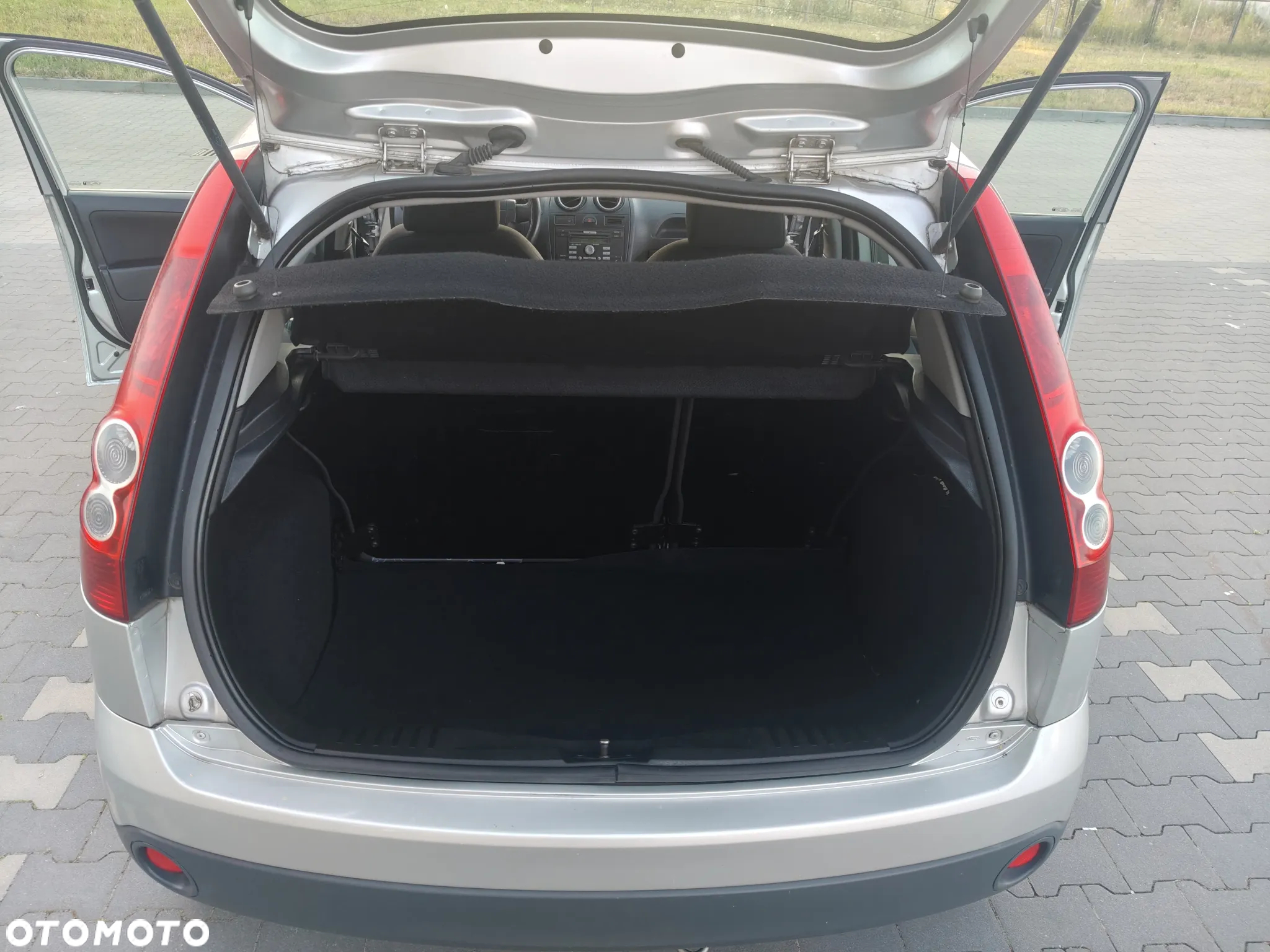Ford Fiesta 1.3 - 14