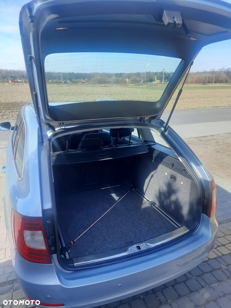 Skoda Superb 2.0 TDI Ambition - 5