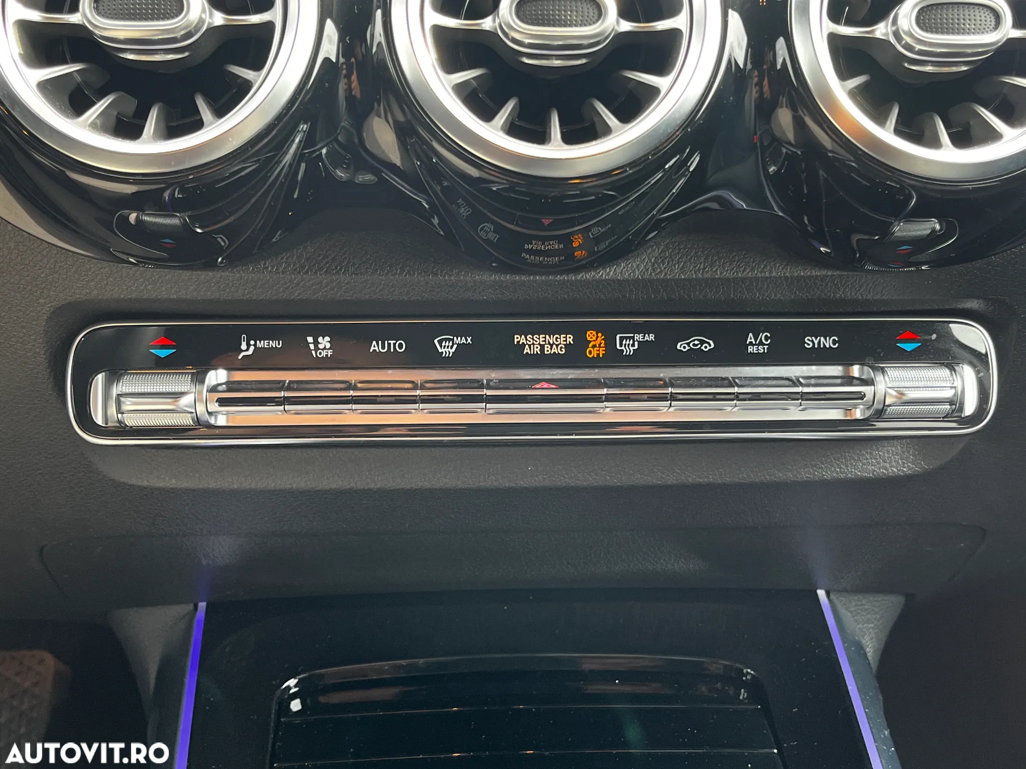 Mercedes-Benz GLB 250 4Matic 8G-DCT AMG Line - 22