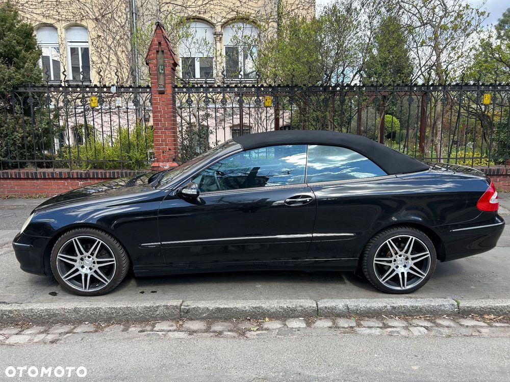 Mercedes-Benz CLK - 6