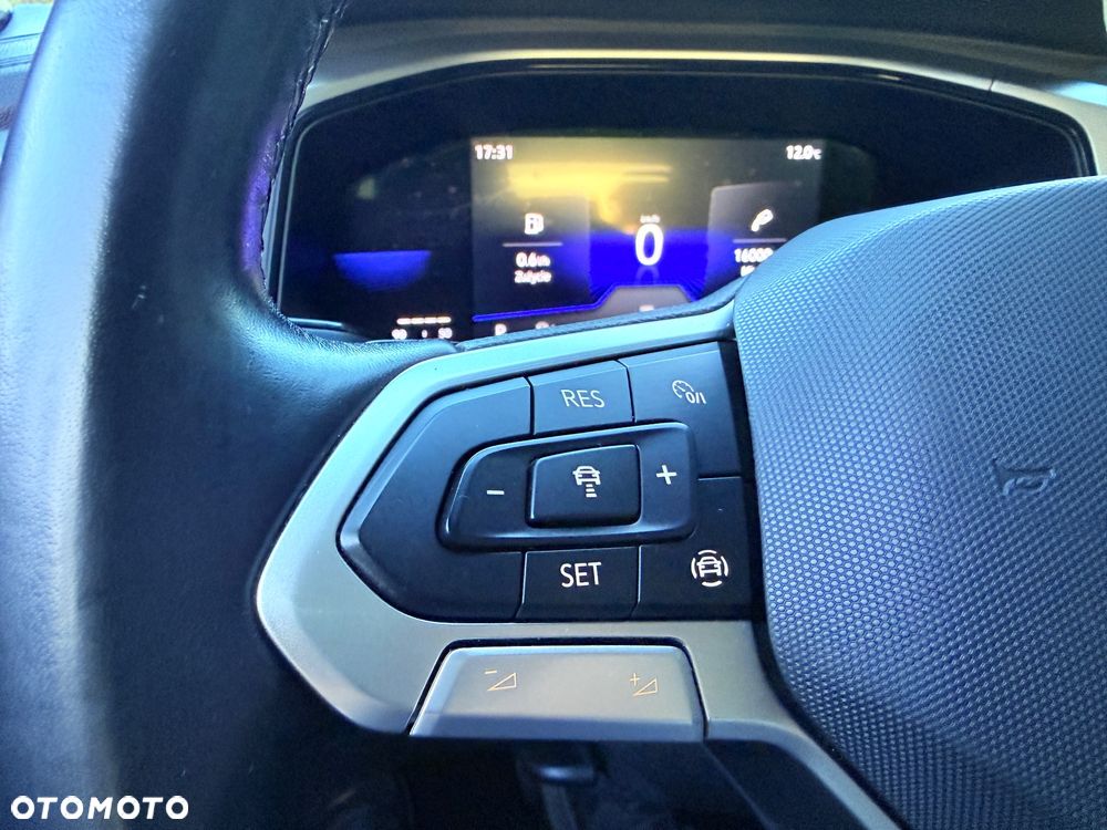 Volkswagen T-Roc 2.0 TDI SCR DSG GOAL - 18