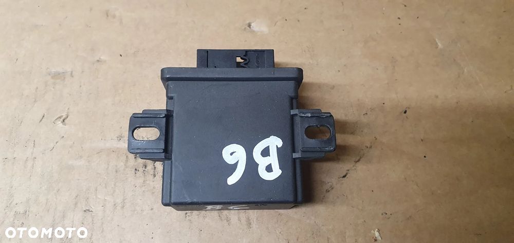 Moduł sterownik świateł XENON VW Passat B6 5M0907357C - 3