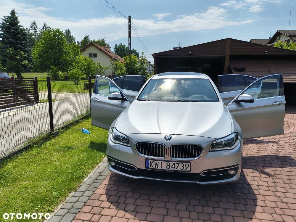 BMW Seria 5 520d xDrive Luxury Line - 7