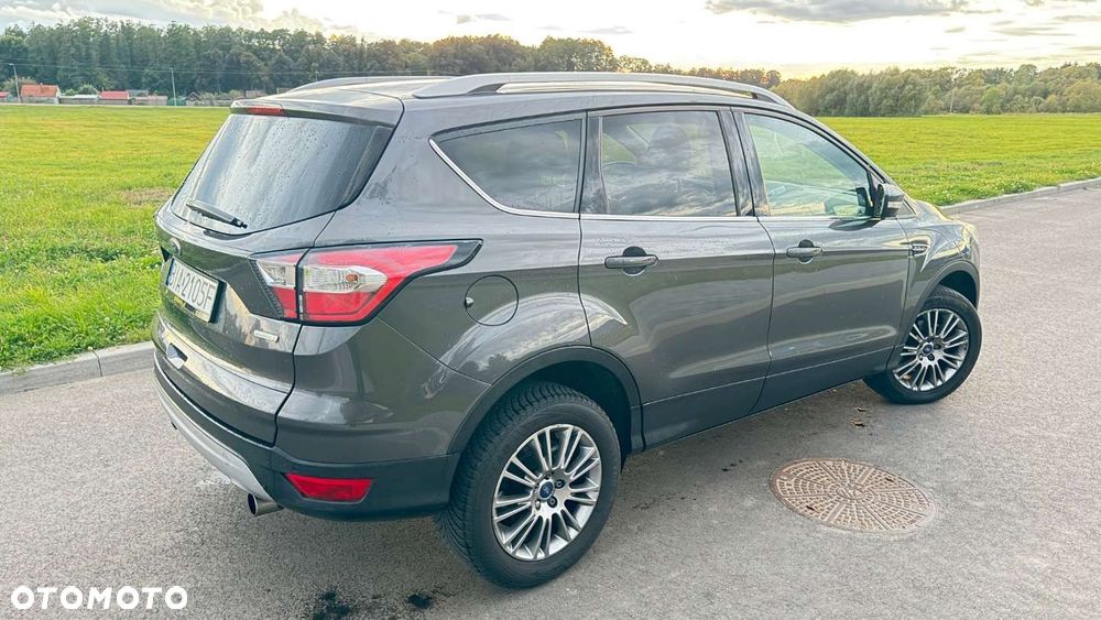 Ford Kuga - 5