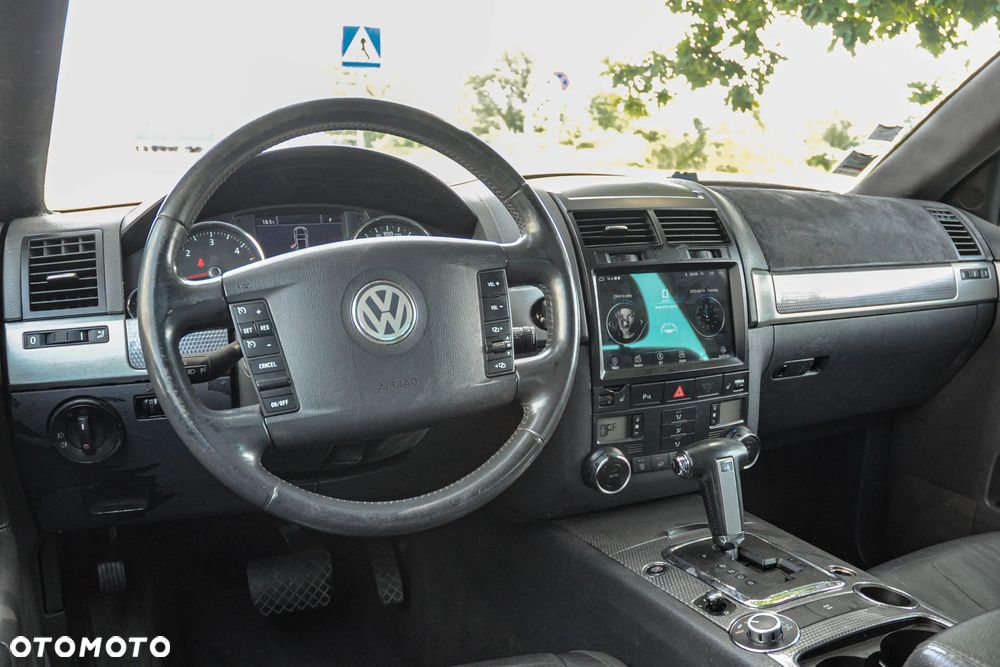 Volkswagen Touareg - 9