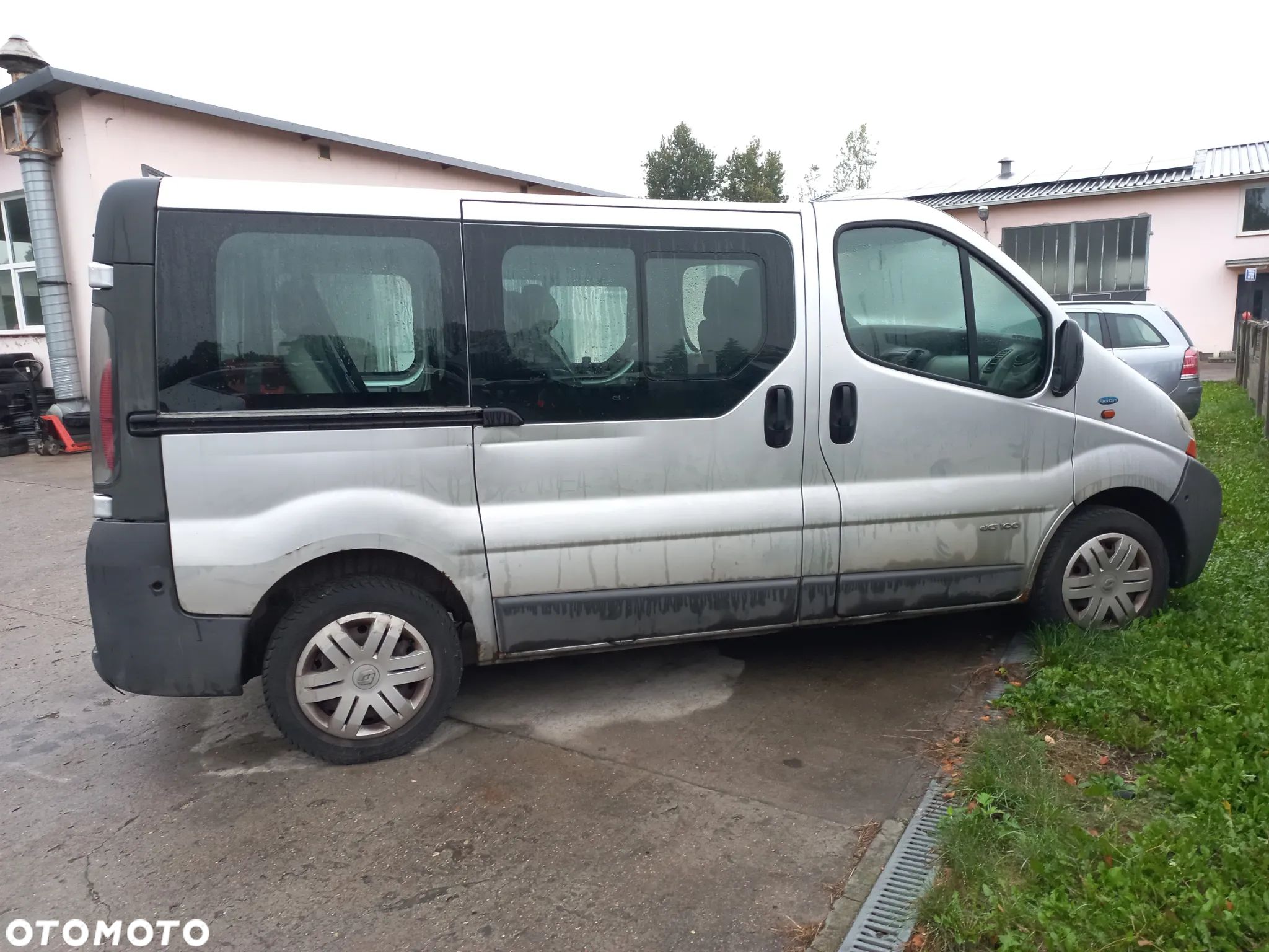 Renault Trafic 1.9 DCI 05r wszystkie części - 1