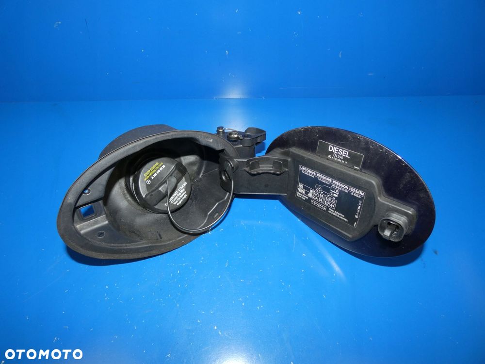 MERCEDES ML W164 KLAPKA WLEW PALIWA KOREK - 2