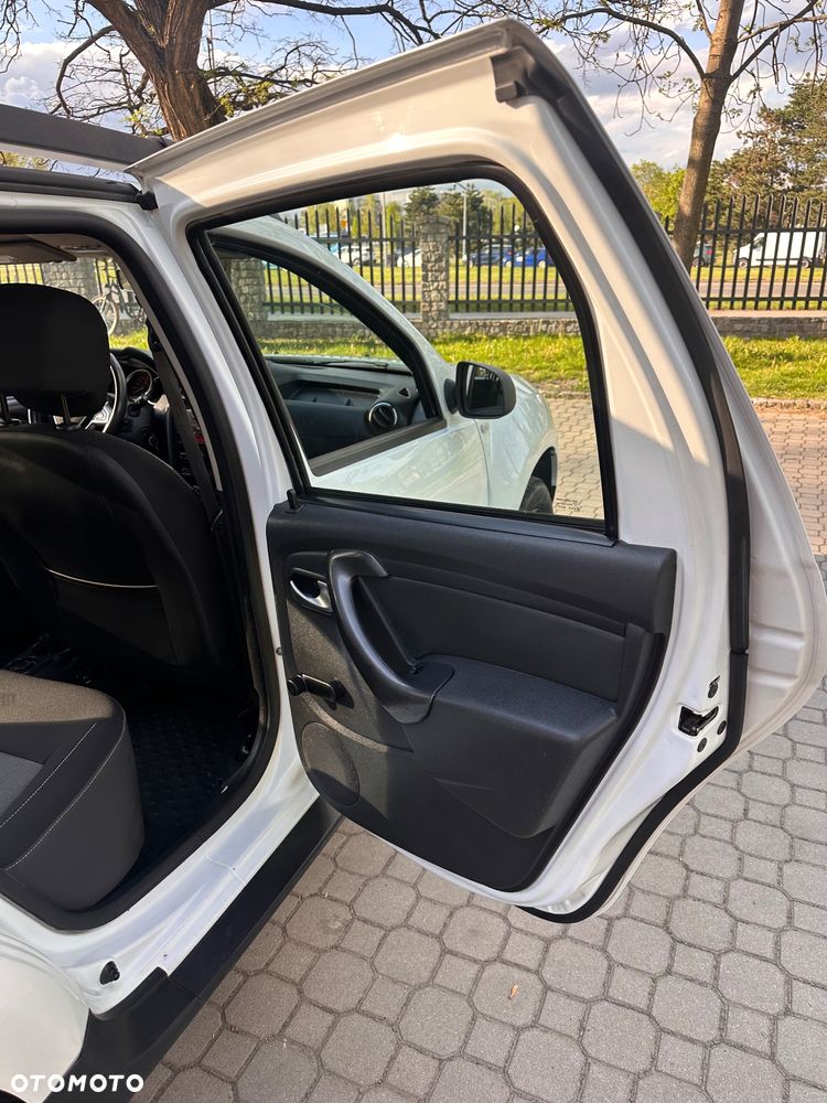 Dacia Duster 1.6 SCe Comfort 4WD - 21