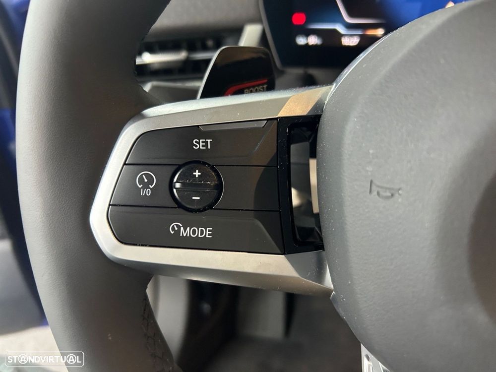 BMW iX2 eDrive20 Pack Desportivo M Pro - 18