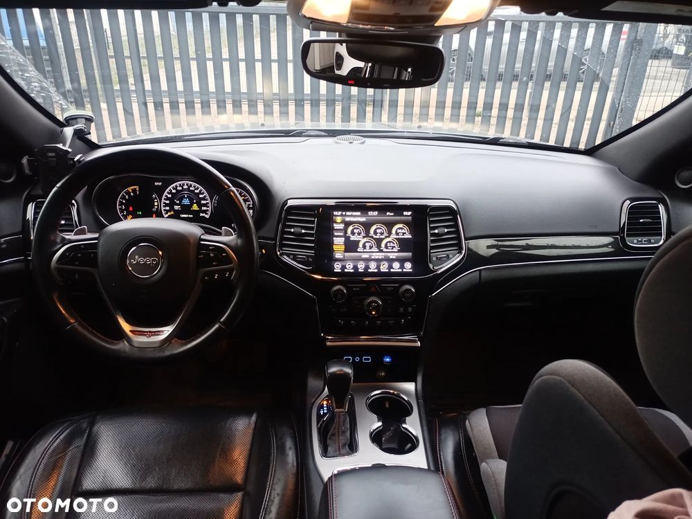 Jeep Grand Cherokee 5.7 V8 HEMI Summit - 12