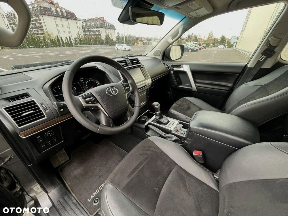 Toyota Land Cruiser 2.8 D-4D Automatik Executive - 11