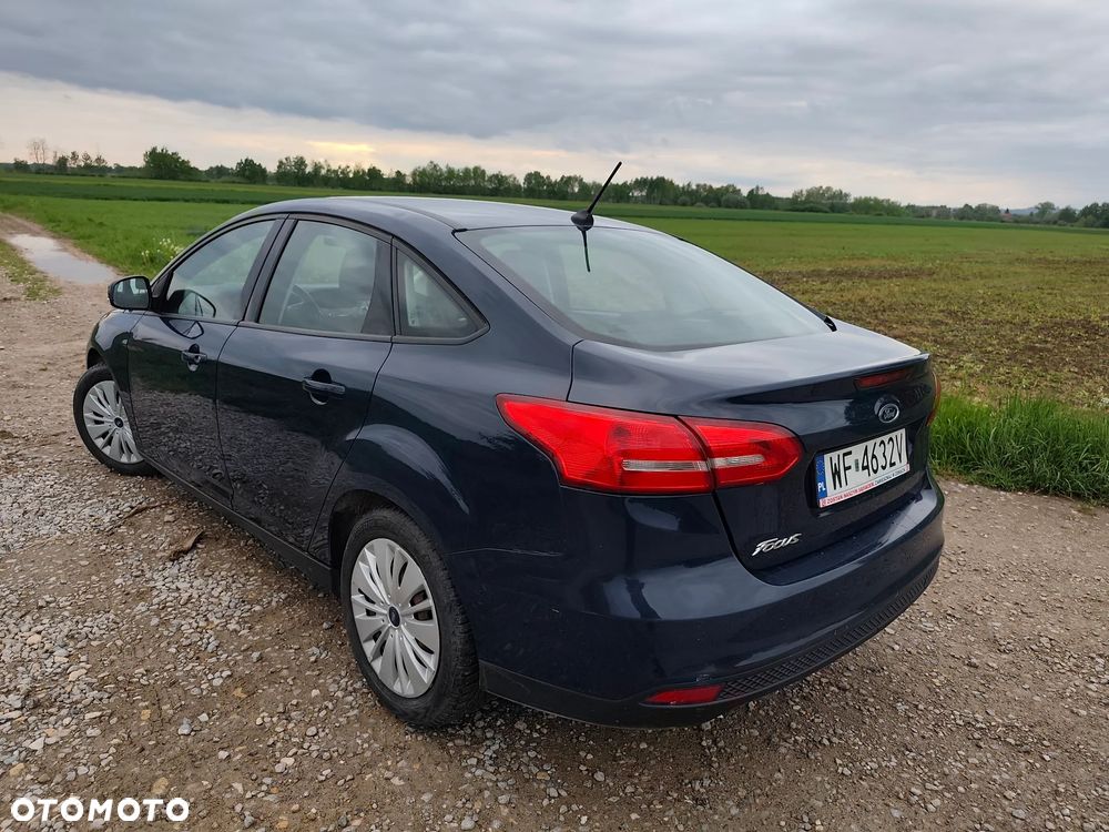 Ford Focus 1.6 Trend - 3