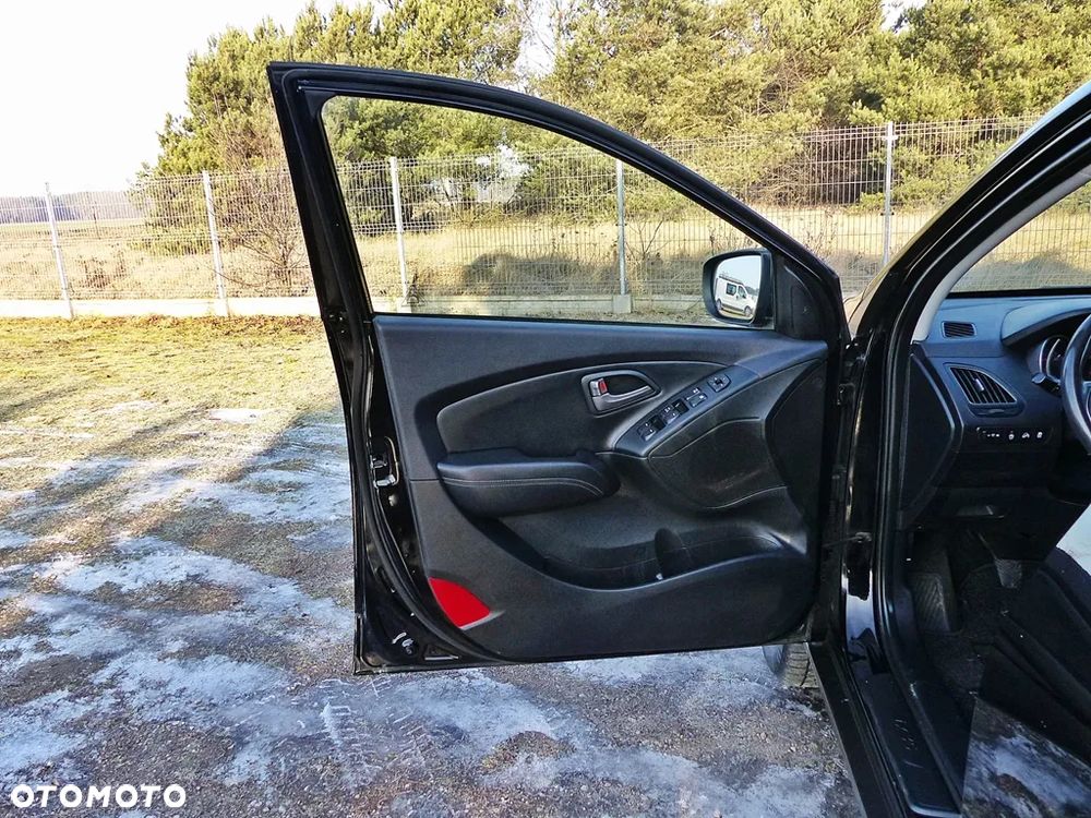 Hyundai ix35 1.7 CRDi 2WD blue Comfort - 16