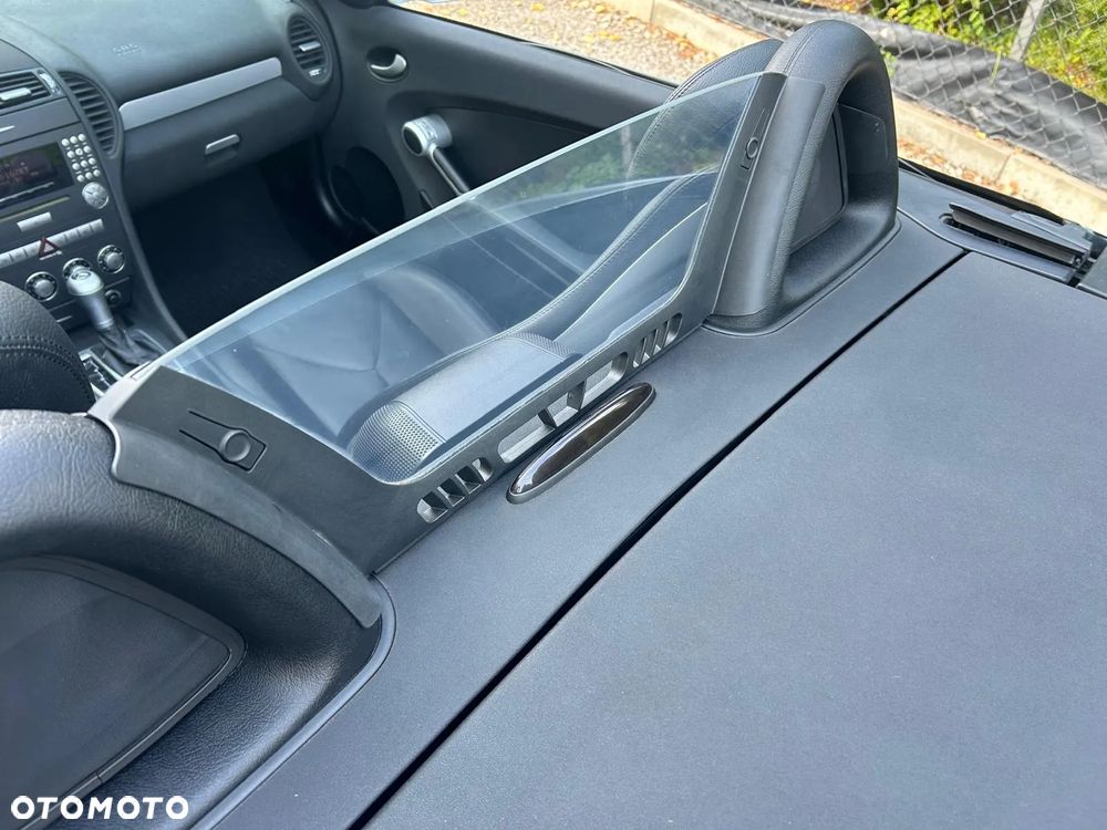 Mercedes-Benz SLK - 32