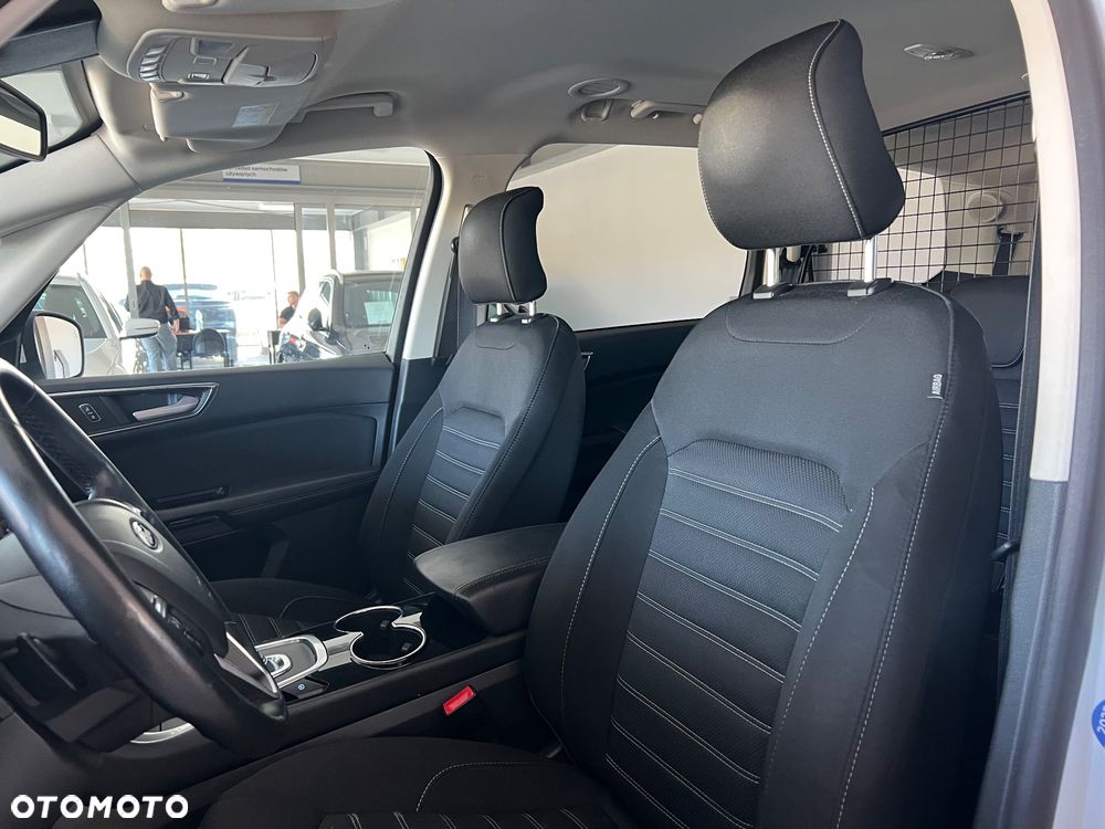 Ford Galaxy 2.0 EcoBlue Titanium - 23
