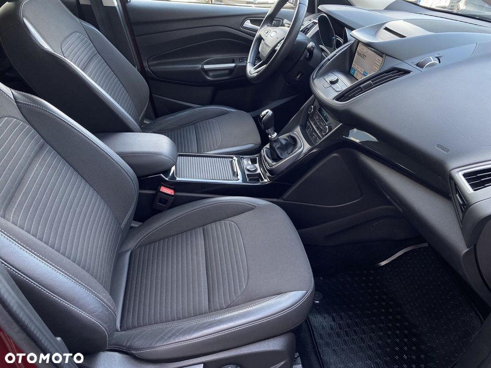 Ford Kuga 1.5 EcoBoost FWD Titanium - 30