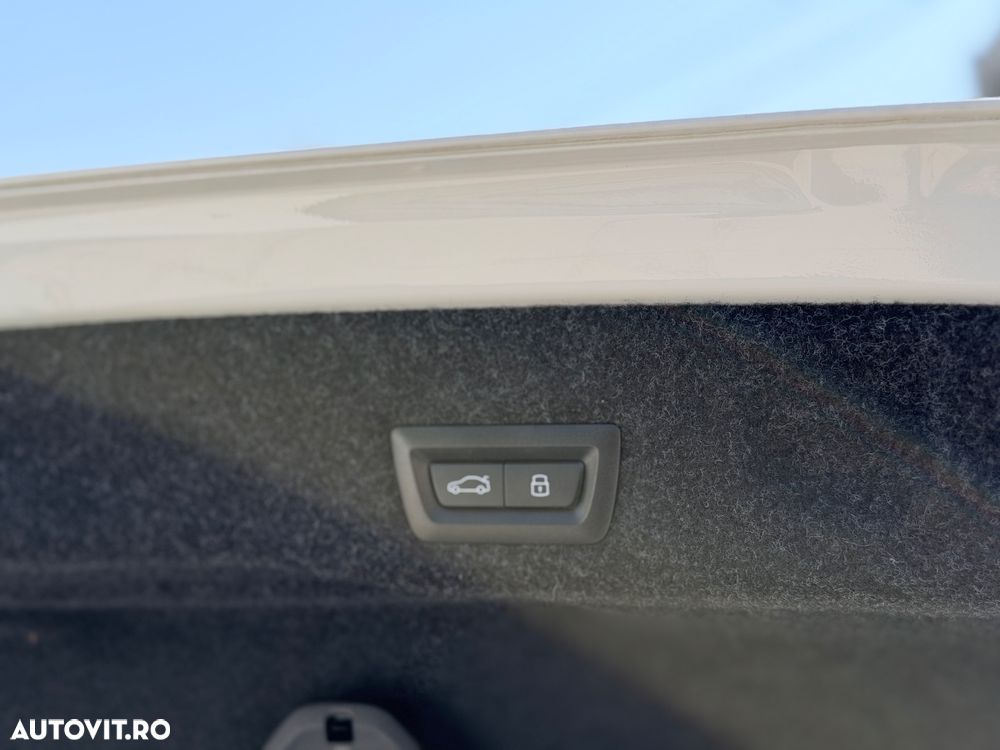 BMW Seria 5 520d AT MHEV - 33