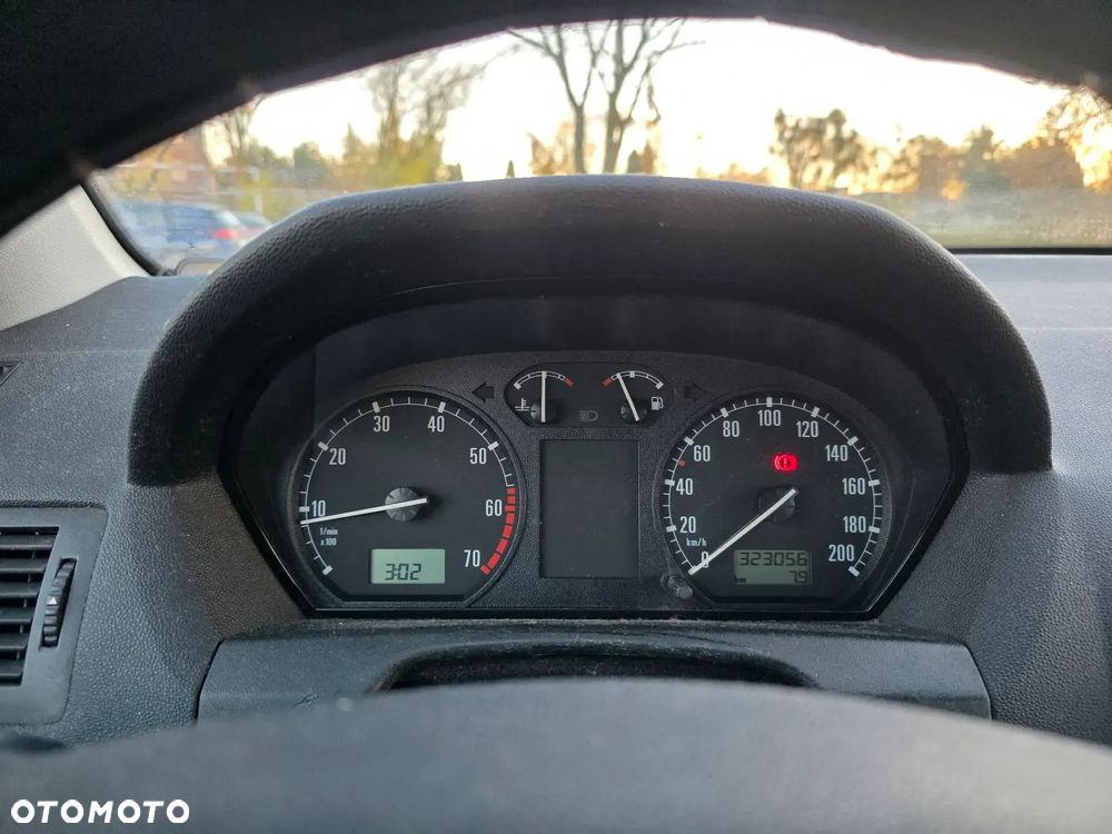 Skoda Fabia 1.4 16V Comfort - 13